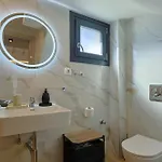 Meraki - Seaside Pool & Private Parking Villa