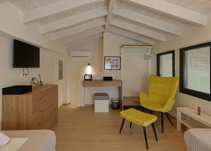 Meraki - Seaside Pool & Private Parking * Олимпиаки-Акти