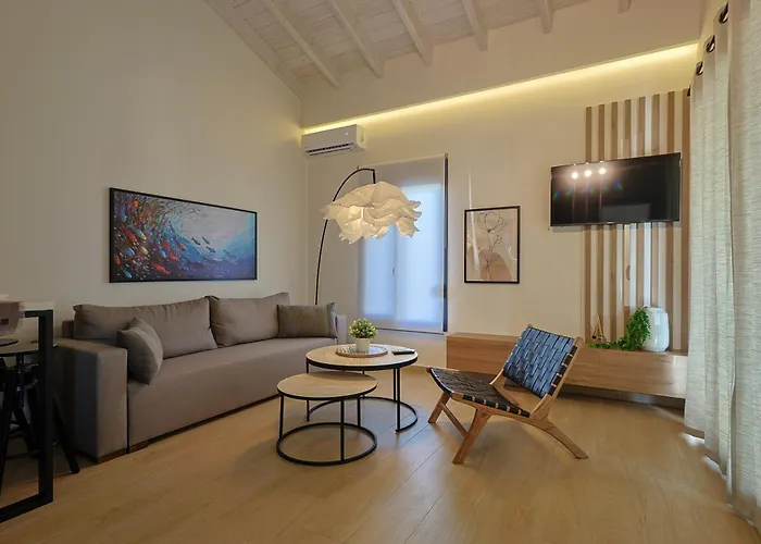 Meraki - Seaside Pool & Private Parking